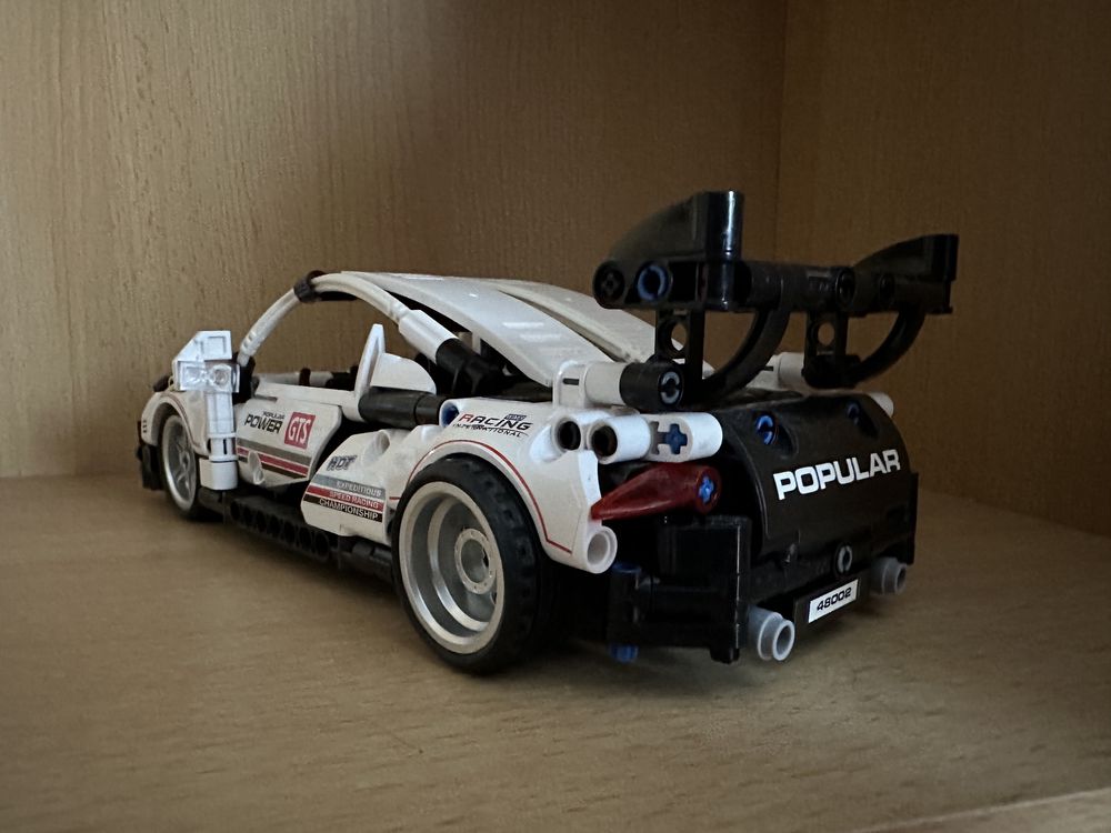 Макет на Porsche GTR Lego Constructor