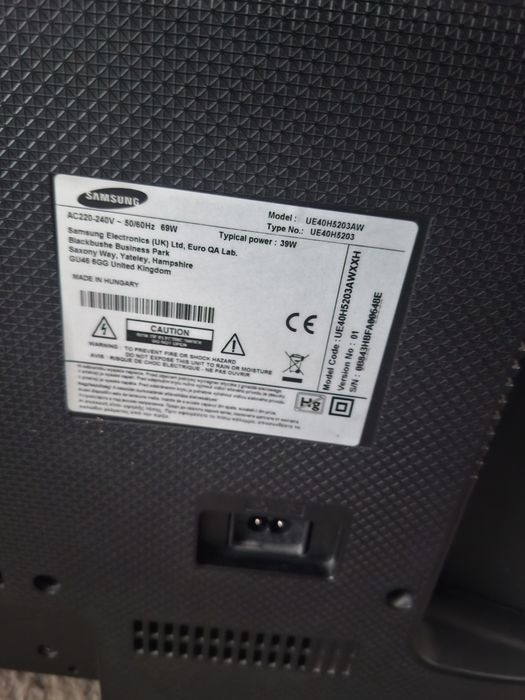 Televizor samsung ecran spart model UE40H5203AW