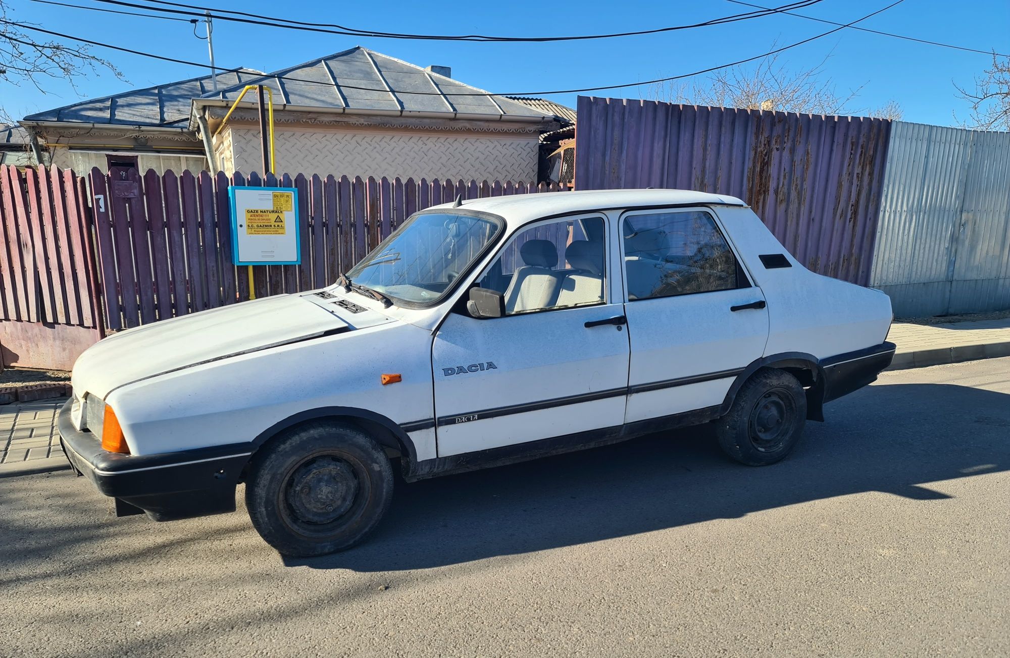 Vand Dacia 1310 .