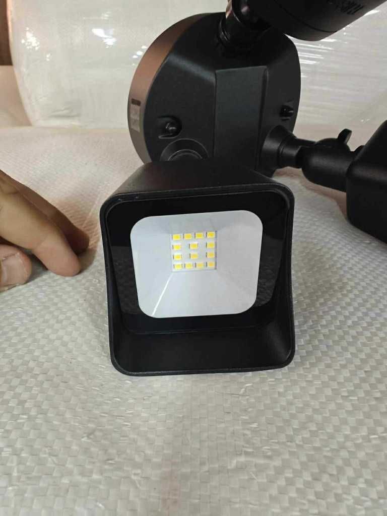 24W LED лампа с датчик за движение – 2000 lm и IP защита