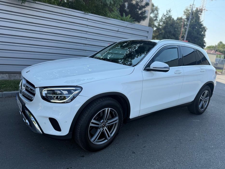 Mercedes-Benz GLC220d4Matic 204cp