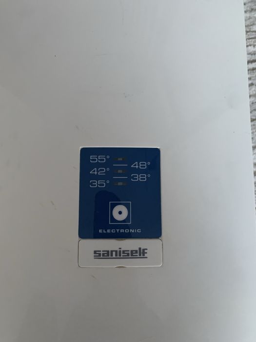 Intant apa calda electric