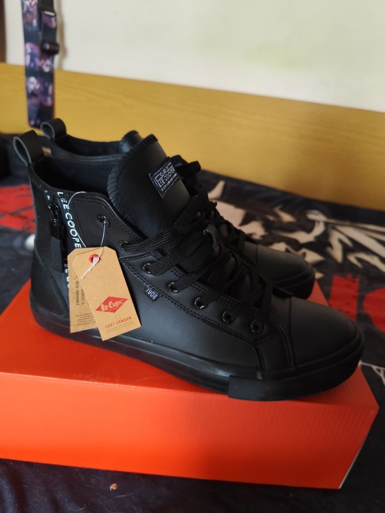 Кецове Lee Cooper