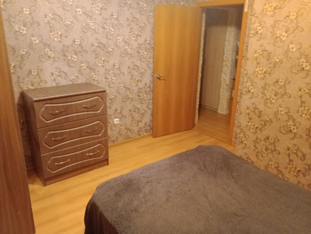 Сдается комната в двухкомнатной квартире.