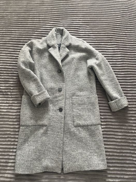Продам пальто демисезонное