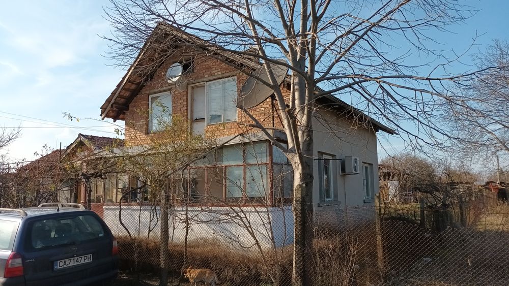 Продавам къща в село Новоселци