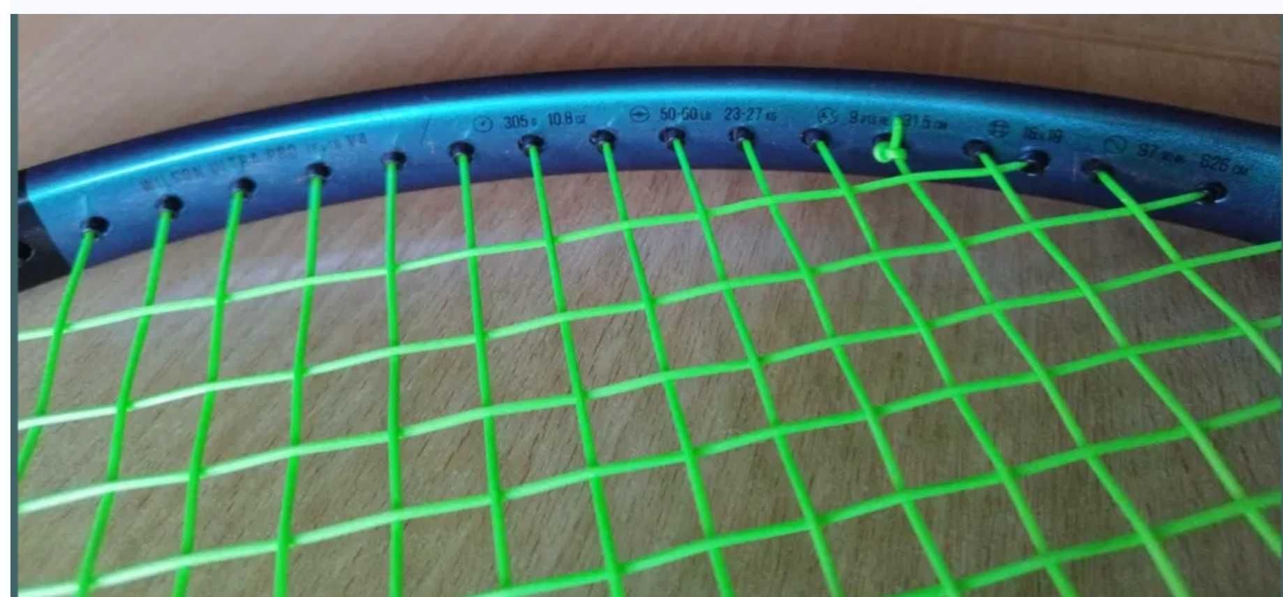 Професионална тенис ракета"Wilson Ultra 97 inch, v4,16/19,305gr grip4"