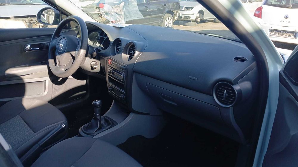 Dezmembrez Seat Ibiza 1.2 Benzina Din 2007 - BXV