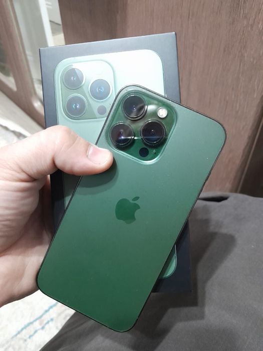 IPhone 13 pro зеленый