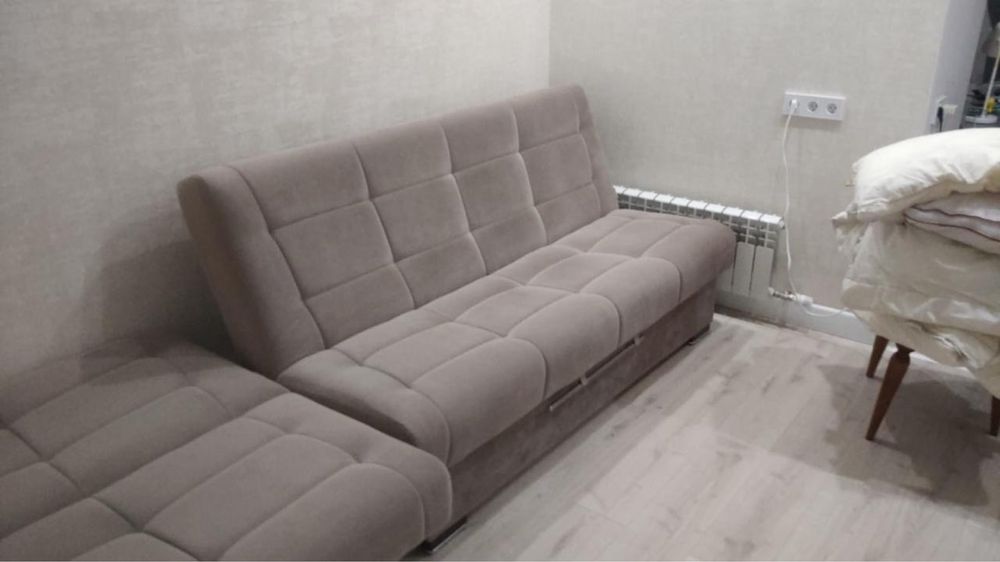 Продам 2 дивана вместе