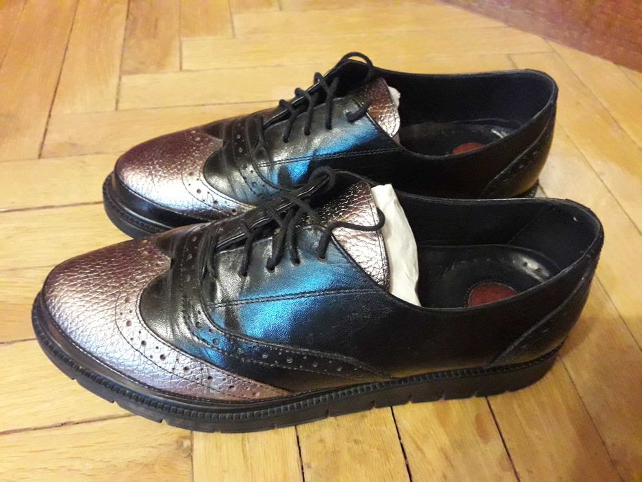 Pantofi dama, marimea 39, din piele