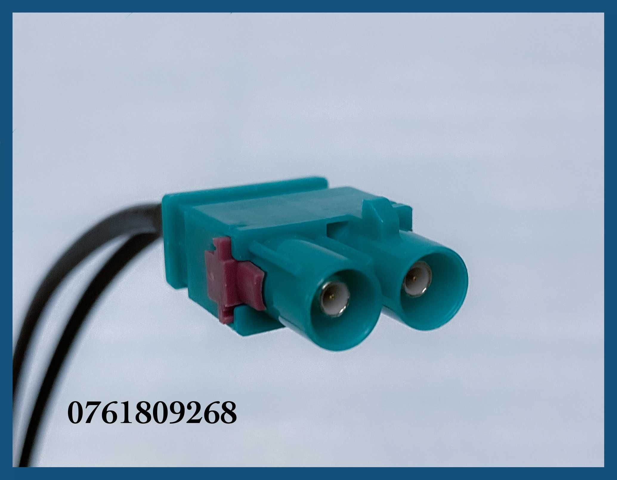 Adaptor antena radio 2 la 1 FAKRA pentru VW SKODA RCD330 G plus