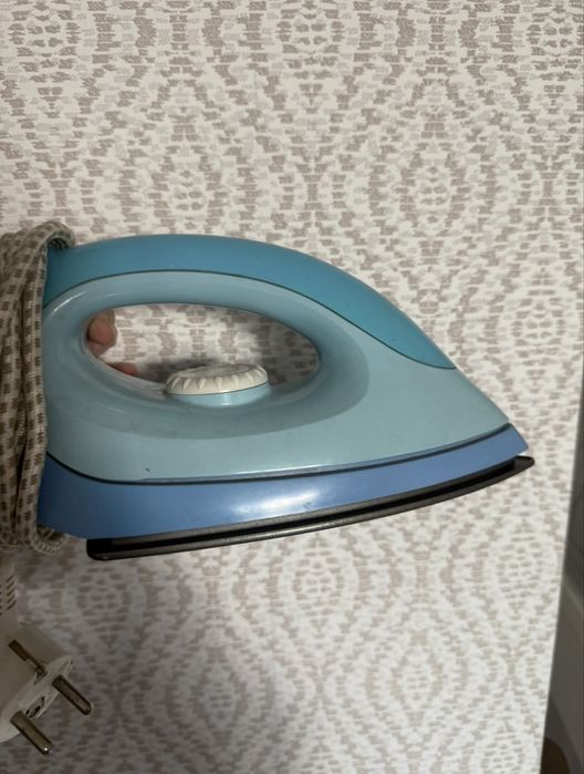Утюг в хорешем состоянии