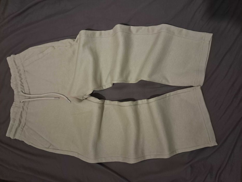 Чисто нови панталони размер xs