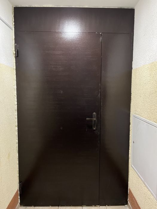 Двери на заказ, стальные двери. Железные двери установка дверей