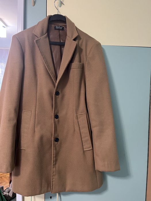 Есенно палто.Светло кафяв цвят.