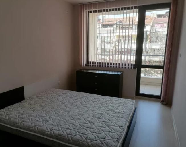 Дава се под наем Двустаен апартамент в Бургас, Братя Миладинови - 65 кв.м за 433.5 € - Снимка #4