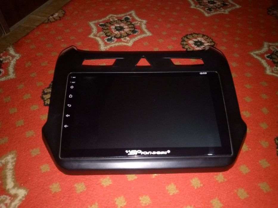 Монитор сотилади холати зор коп ишламаган