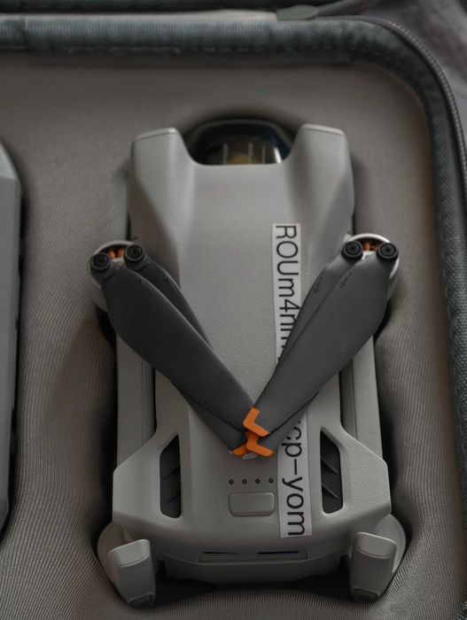 Drona DJI Mini 3
