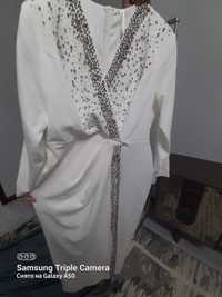 Продам платья блузки костюмы пр/ Турция новые размеры от48 до 56