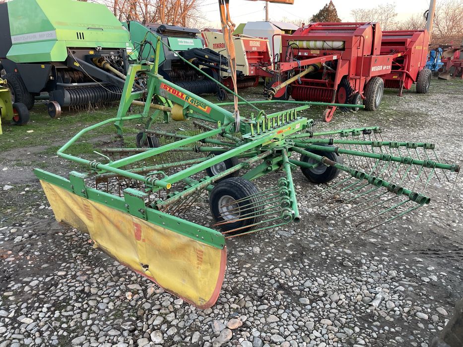 Cositoare Kuhn  , Deutz Fahr  km 22 , km 24 , PZ , Claas