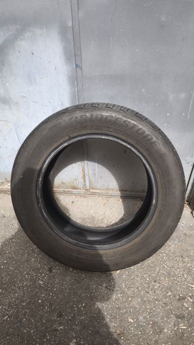 Anvelopa Bridgestone 215/60R17