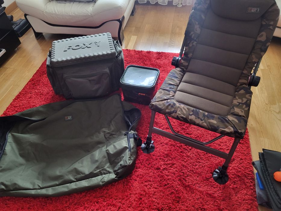 Scaun pescar si geanta FOX