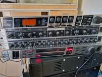 Diverse behringer