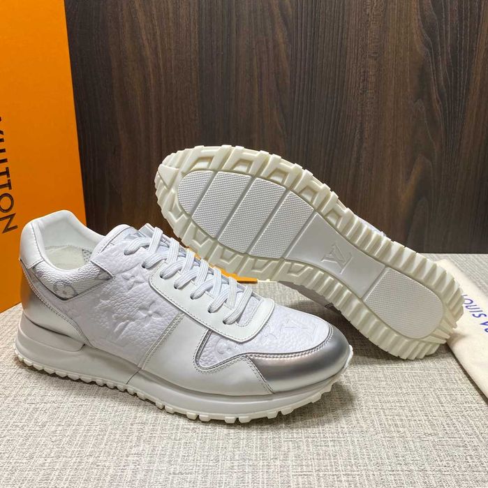 Adidasi Louis Vuitton Run Away Calitate Premium