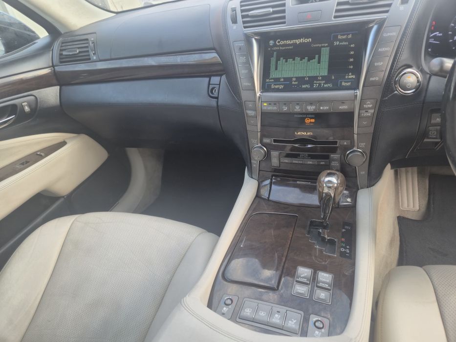 Lexus LS600HL 2009 5.0V8 volan dreapta