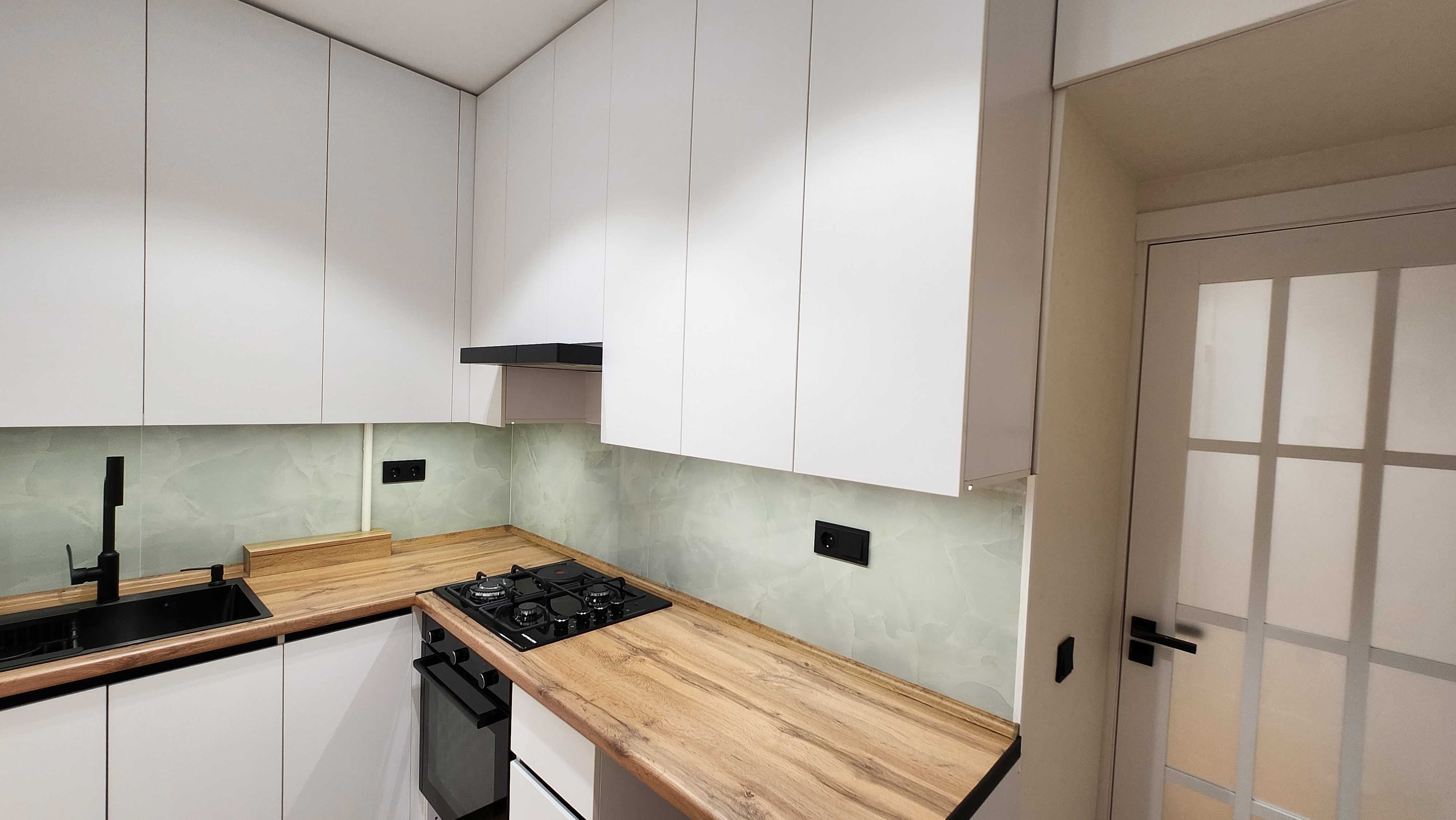 Cвою! 2×3/3/4, евро ремонт, Ц-4, 52 м², 3 мин до метро и Алай базара