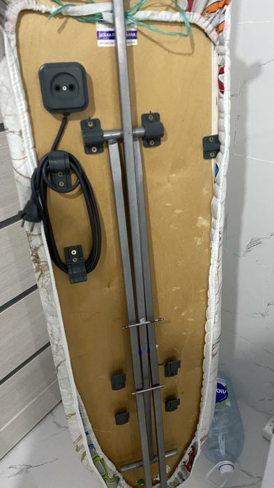 Гладильная доска с розеткой и удлинителем широкая Nika