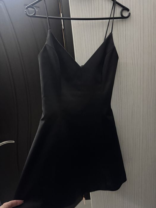 Красива рокля Cliche