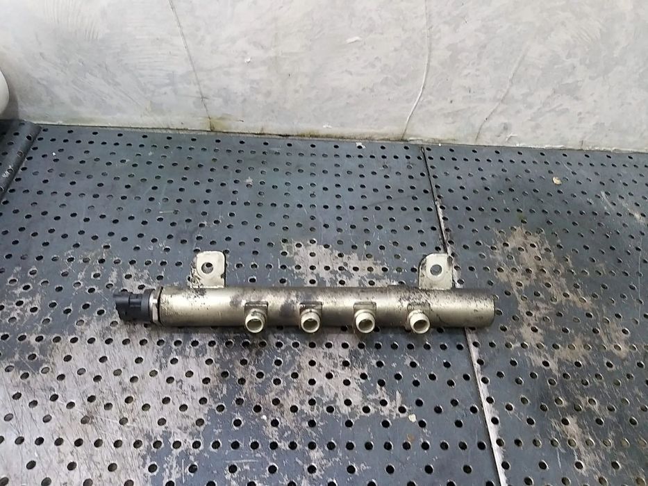Rampa injectoare 1.9 jtd alfa romeo 159 939 0445214058 55197372