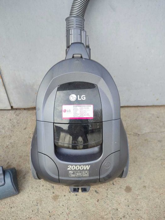 Пылесос LG 2000W