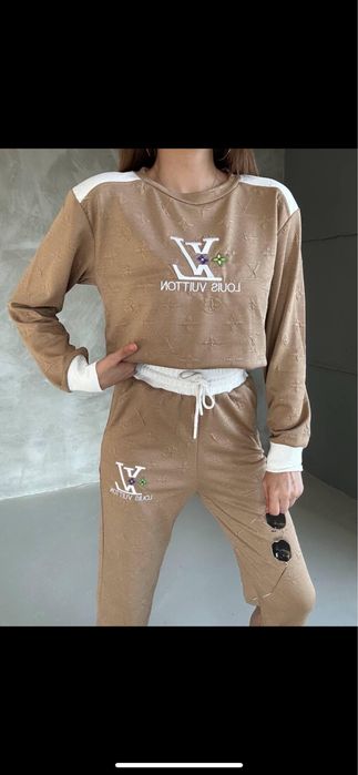 Compleu Louis Vuitton dama !