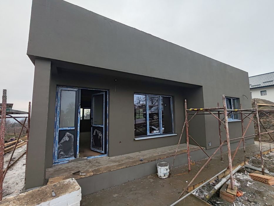 Casa mediteraneana în Dorobanț, materiale premium