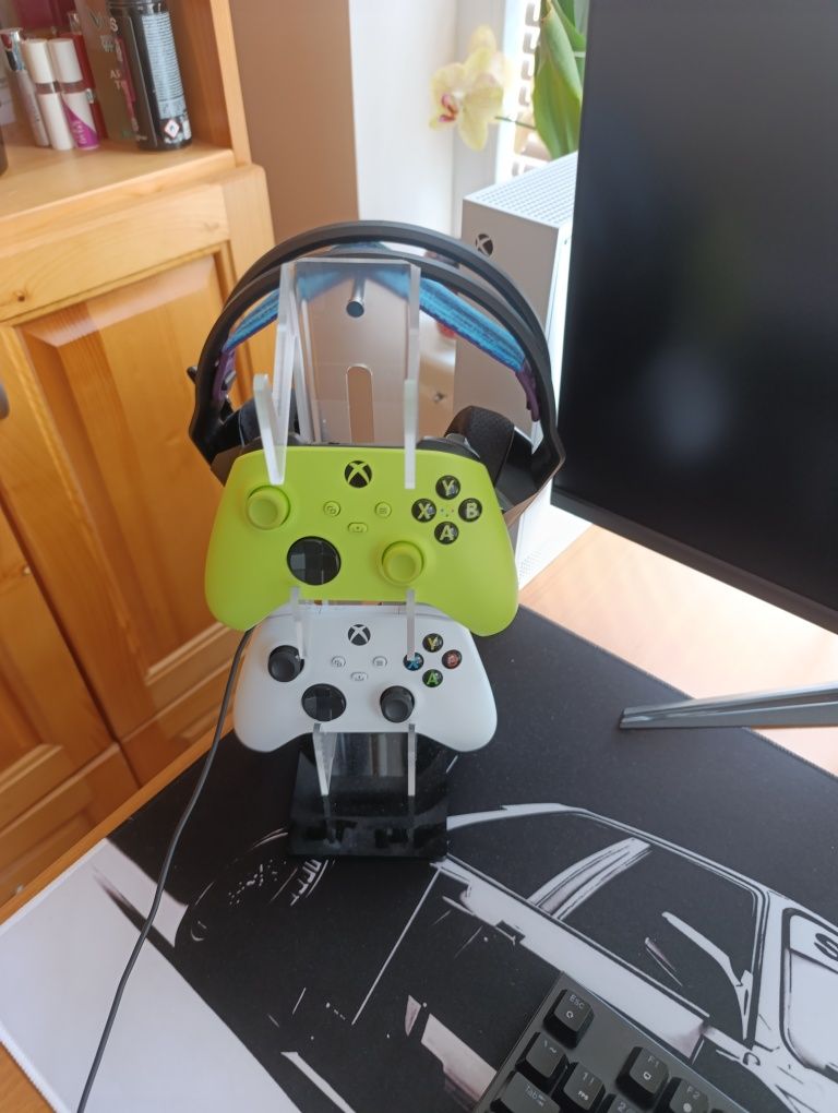 Продавам цял Xbox setup