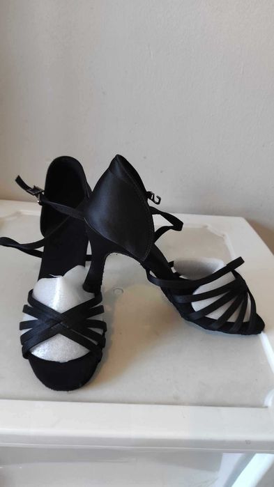 Sandale/ pantofi noi de dans latino/ salsa/ bachata marimea 37 negru