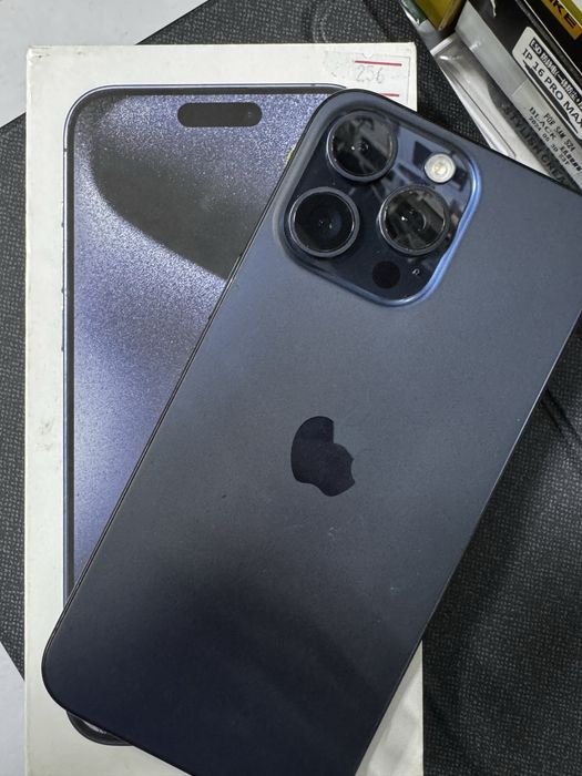 iPhone 15 Pro Max 256 E-Sim