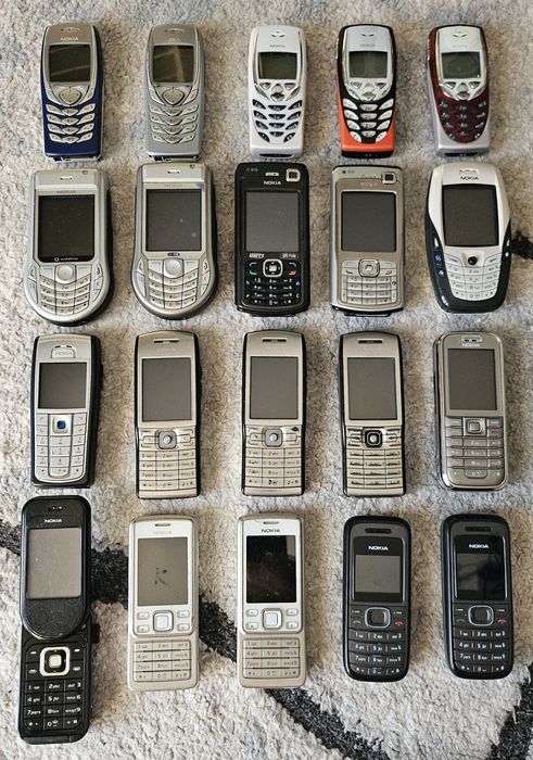 Nokia E75 telefoane cu butoane clasic