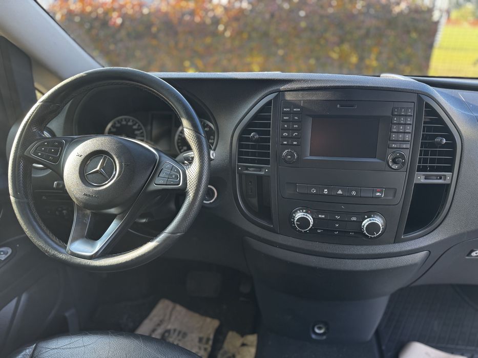 Mercedes-Benz Vito 9 locuri – 2.2 diesel, an 2016 – stare foarte bună