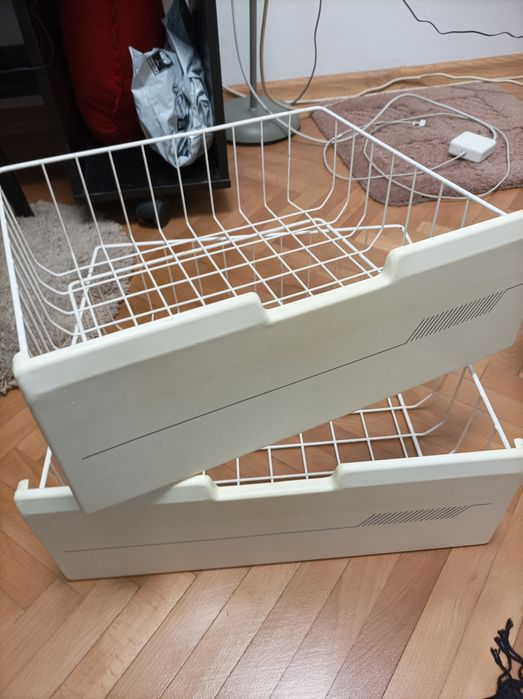 Rafturi pentru congelator