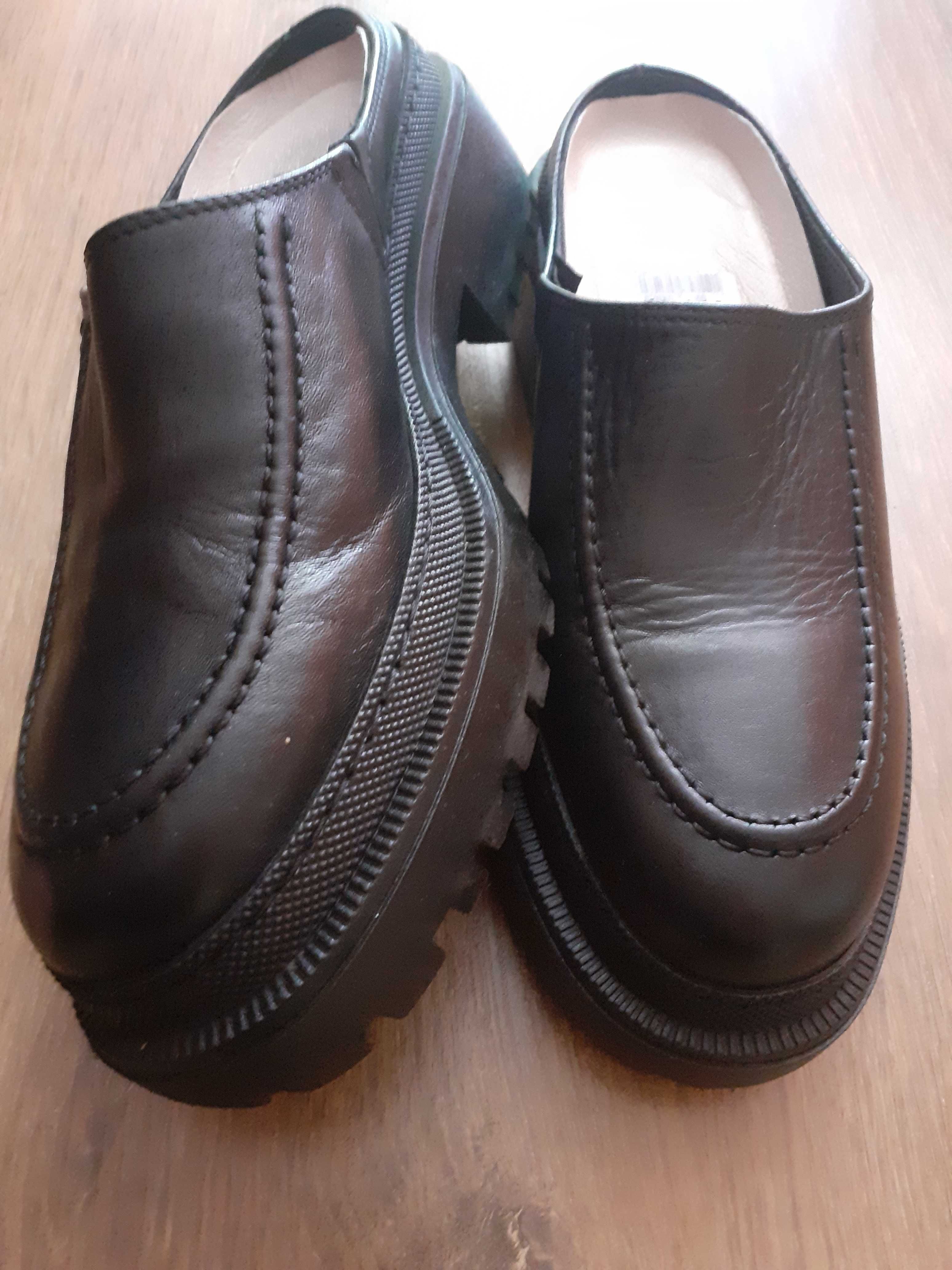 Обувки / сабо Shoe the Bear