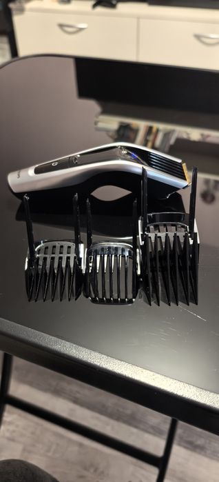 Безжична машинка за подстригване Philips HC9450