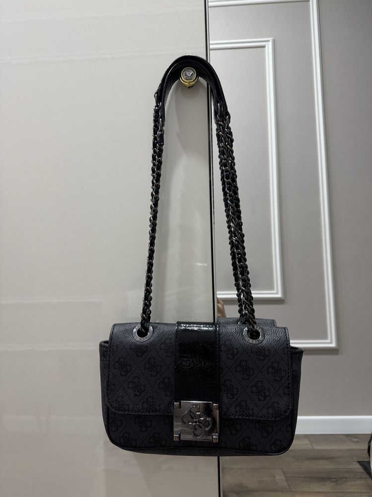 Продам сумки Guess, Calvin Klein