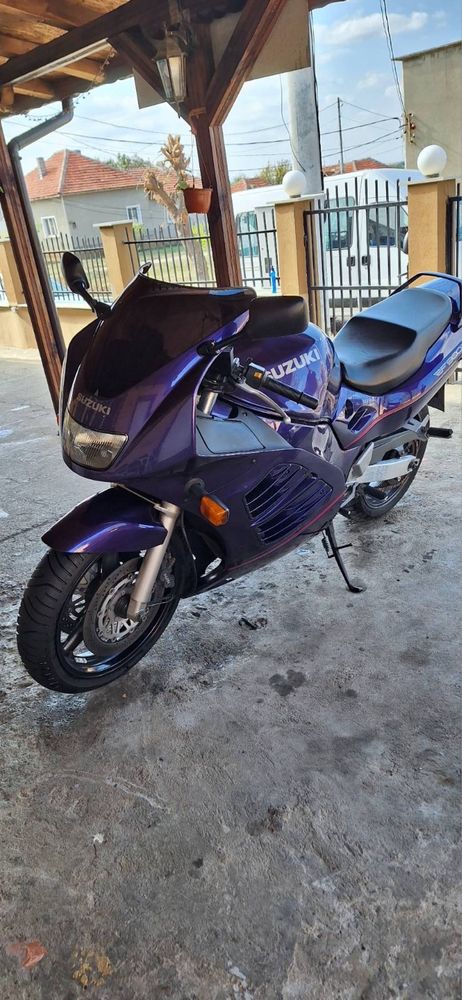 Suzuki RF900R 931CC