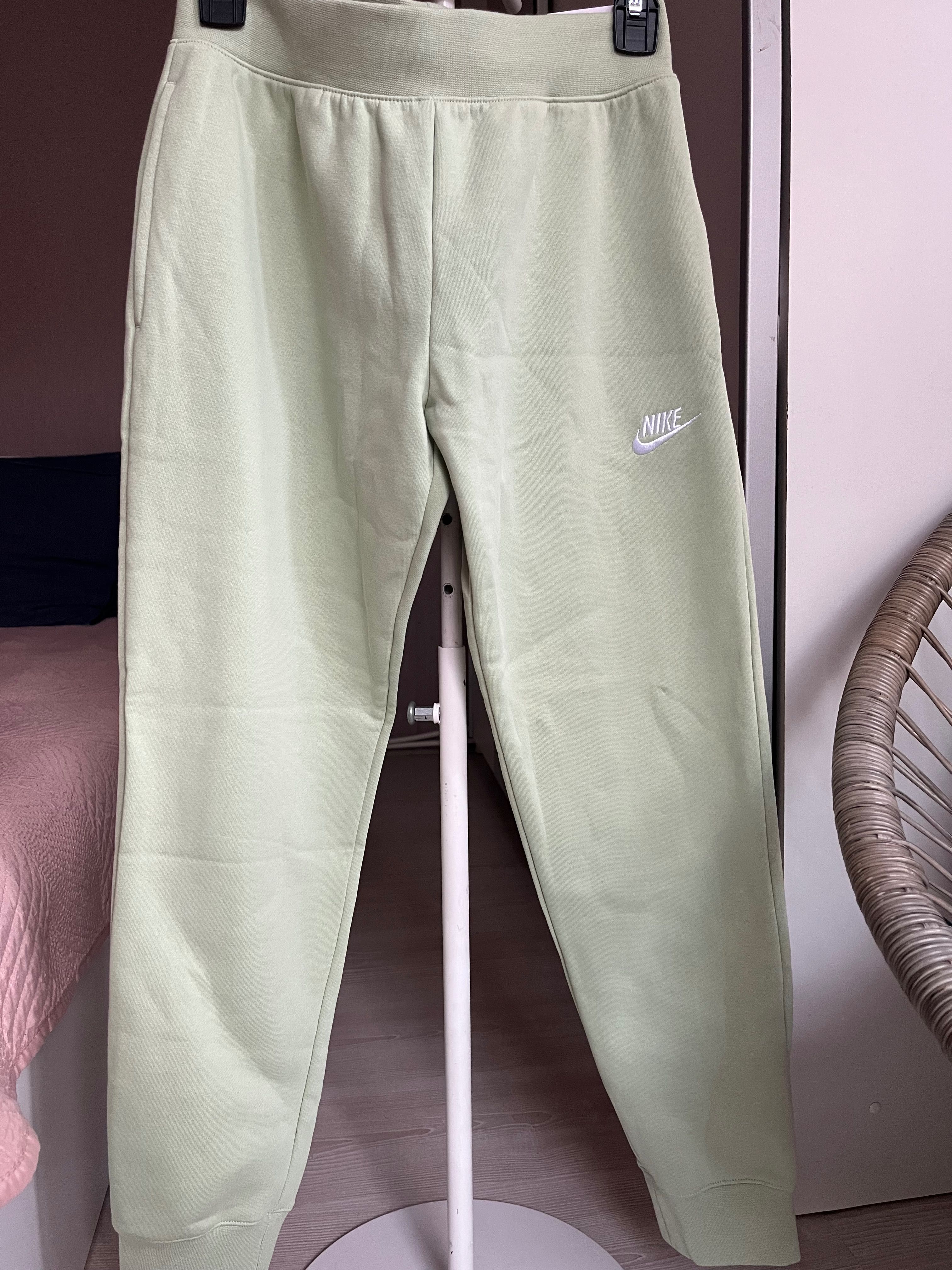 Спортна долница Nike