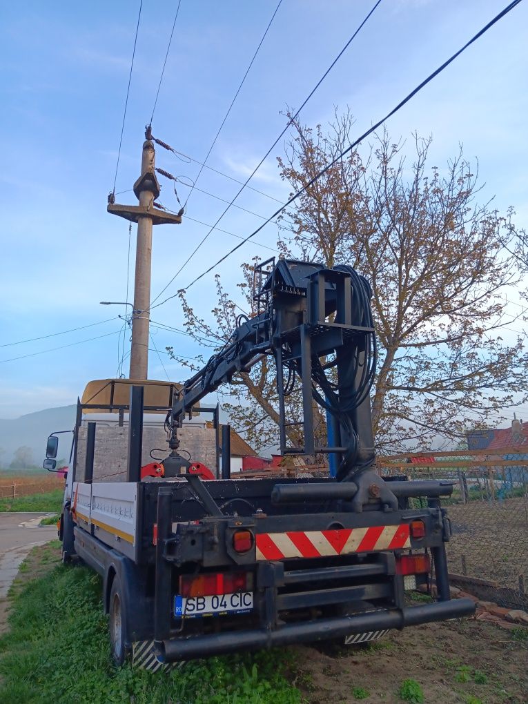 Camion Man cu macara forestiera