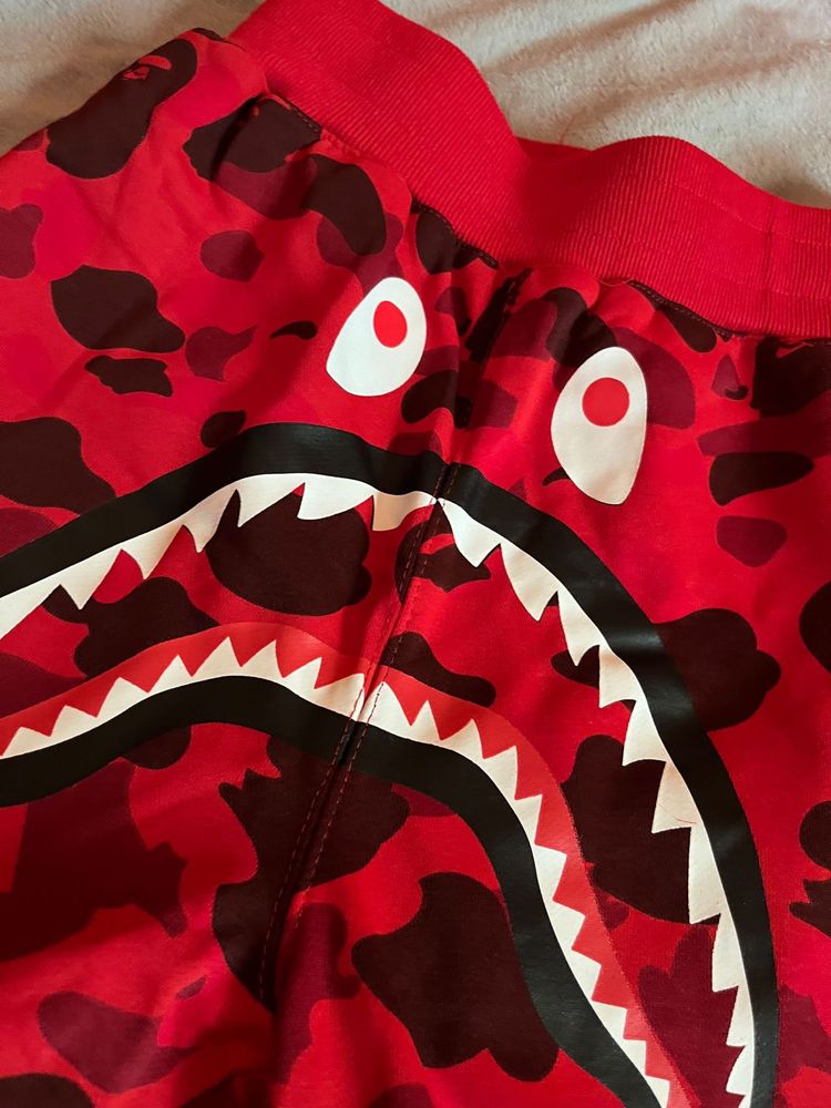 Pantaloni Scurti Bape Rosii